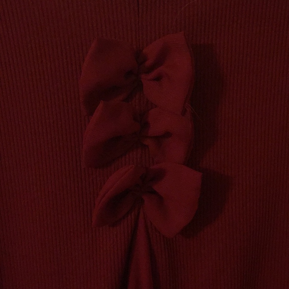 Red tunic. - Picture 3 of 7